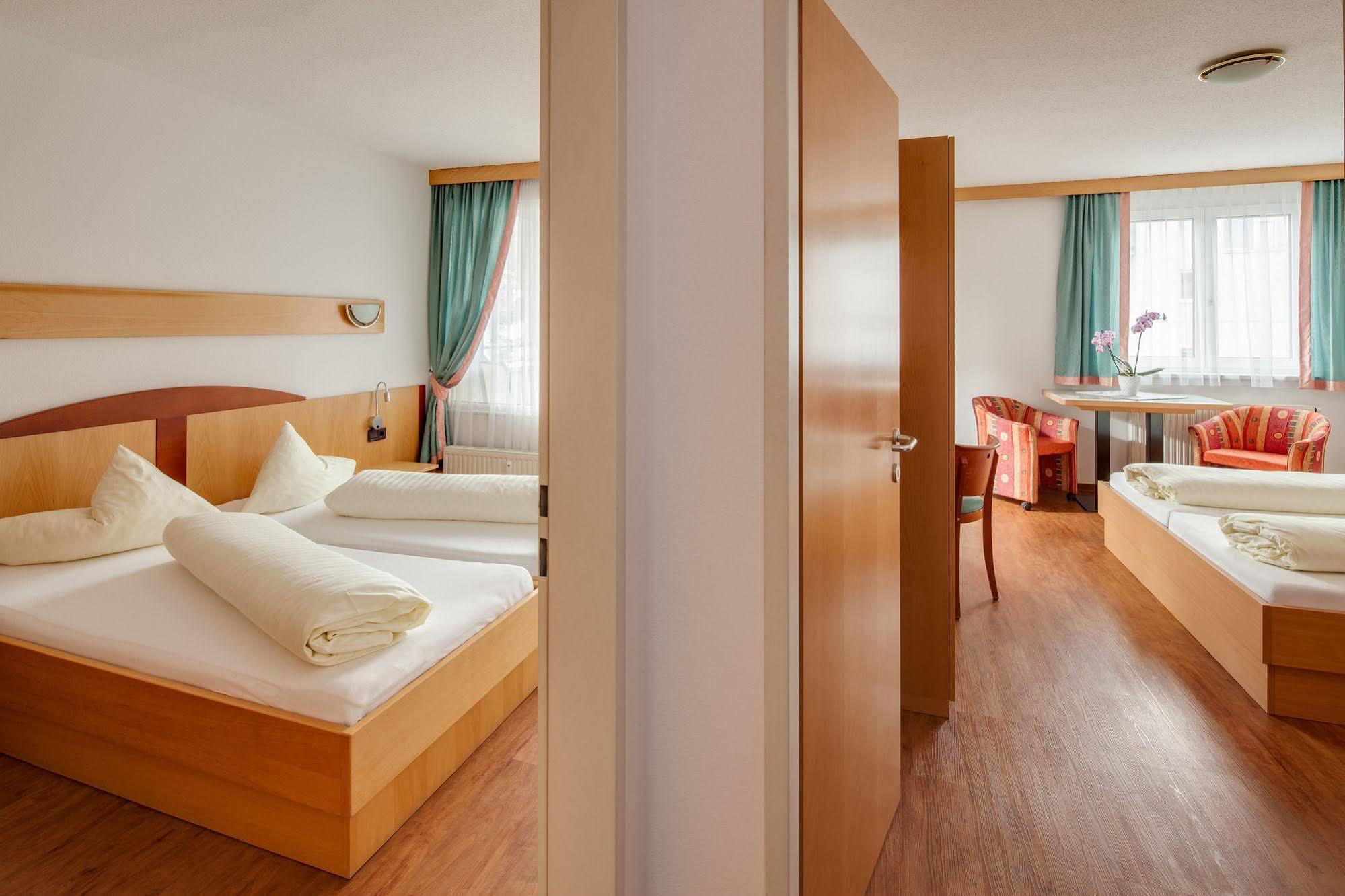 Hotel Zillertal Innsbruck Zewnętrze zdjęcie