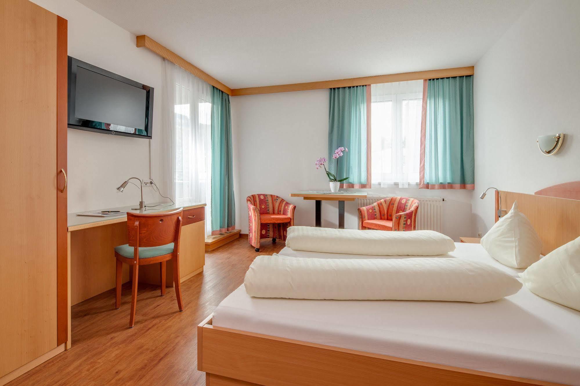 Hotel Zillertal Innsbruck Zewnętrze zdjęcie