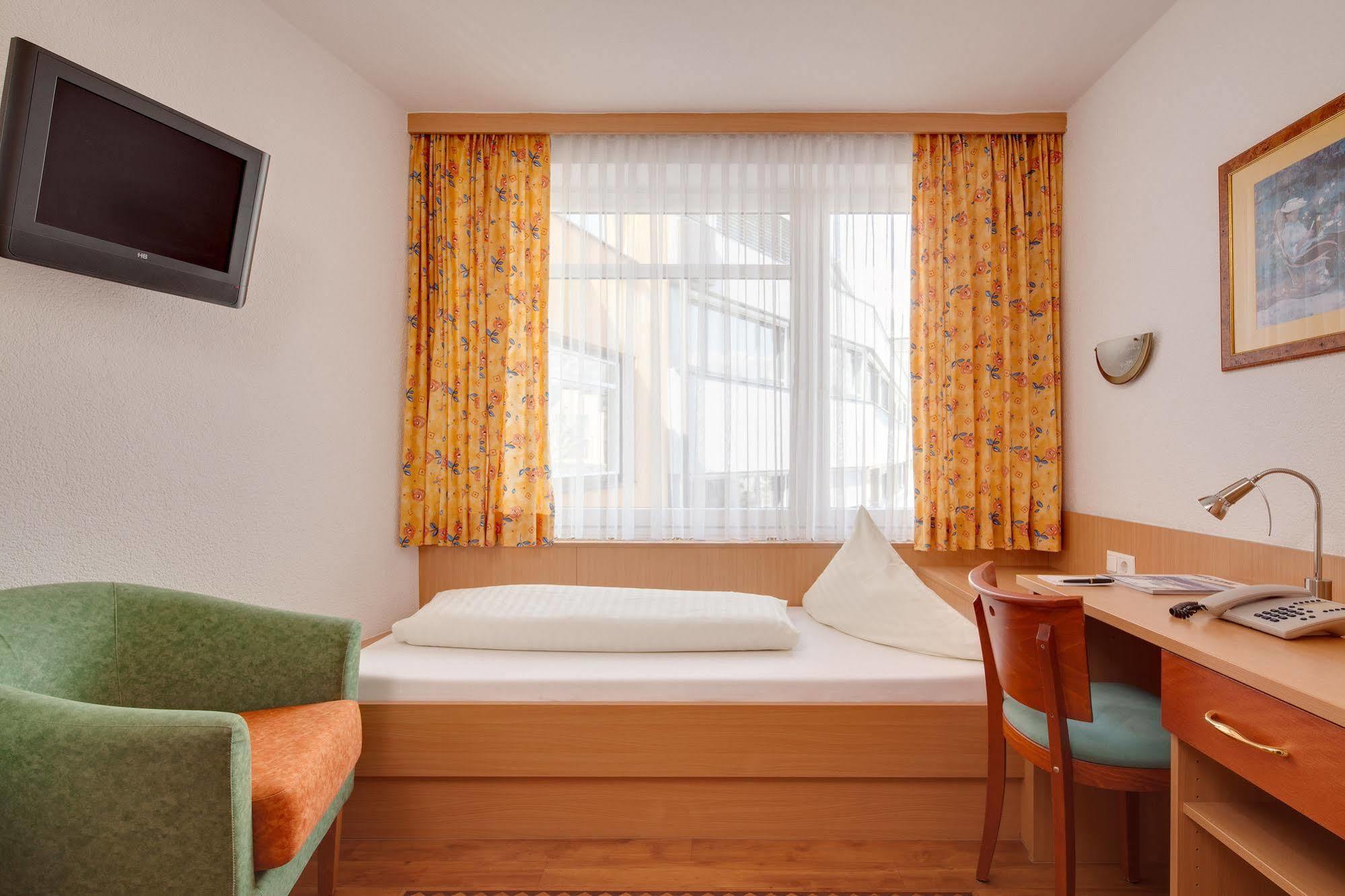 Hotel Zillertal Innsbruck Zewnętrze zdjęcie